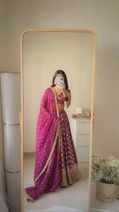 ชุดแต่งงานที่สวยงาม lehenga choli กับด้ายและลำดับการทำงาน - Product Image 4