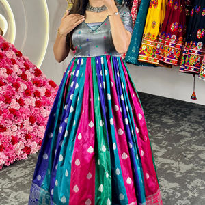 สร้างขึ้นเพื่อผู้ซื้อปลีกและส่งระดับพรีเมี่ยมยกระดับคอลเลกชันของคุณด้วยผ้าไหมโดลาที่ปลูกคุณภาพดีที่สุด - Product Image 1