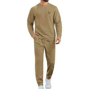 Survêtements décontractés pour hommes en tissu doux respirant et léger, prix bas, fabriqués au Pakistan - Product Image 1