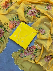 Oferta Especial Festiva: Saree de Piel Sintética con Estampado Floral en Color Amarillo de Moda, Suave y de Alta Calidad, con Blusa a Juego, Ideal para Fiestas - Product Image 6