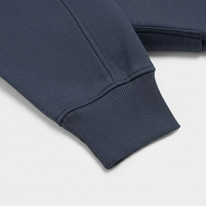 Sweat à capuche uni en coton personnalisé avec poche kangourou avant et grande capuche pour femmes - Product Image 5