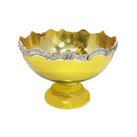 Bol sur piédestal festonné en laiton antique poli, fait main, de luxe, écologique, pour centres de table et événements, base ronde
