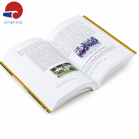 Fabricant de livres brochés à couverture souple avec pages noires et blanches et couverture personnalisée