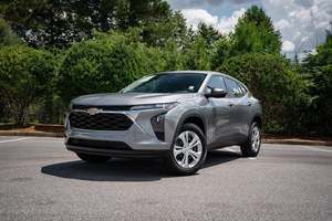 Chevrolet Trax LS FWD 2024 Usado en Buen Estado, Sin Accidentes, Conducción Izquierda/Derecha - Product Image 5