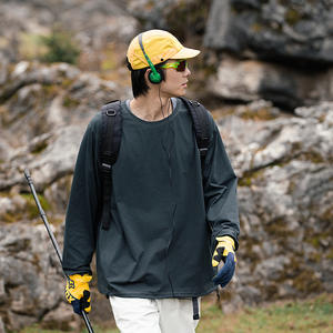 Fabricant UPF 50 + vêtements de protection solaire été extérieur respirant vente en gros t-shirt à manches longues personnalisé pour les hommes - Product Image 1