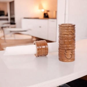 Porte-serviettes unique en acrylique poli fait à la main par un designer, de haute qualité, en stock pour les tables de restaurant et les fêtes - Product Image 6