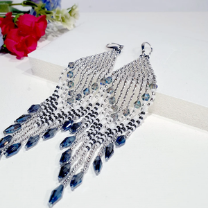 Pendientes de boda/color blanco plateado/flecos largos/cristales azules plateados/pendientes de cuentas de semillas suaves y brillantes - Product Image 2