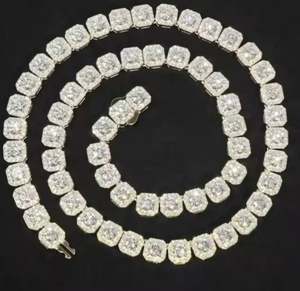 Cadena cubana para hombre con diamante de moissanita VVS1 y colgantes y dijes de oro blanco de 14 quilates de Plata de Ley 925 - Product Image 1