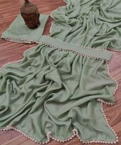 Exquisite Bollywood Designer Boutique Sarees: Démarquez-vous de la foule avec une beauté unique et exclusive - Product Image 2