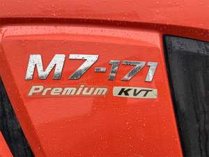 Tractor M7-171 PREMIUM KVT 2018 - Tractor de Alta Potencia con Cabina Premium y Transmisión Continuamente Variable - Product Image 6