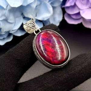 Colgante de labradorita de fuego rojo, collar de cabujón hecho a mano, joyería de cristal curativo, colgante de piedras preciosas, regalo para ella - Product Image 1