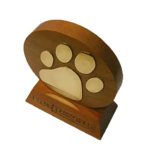 Edle Massivholz benutzer definierte geschnittene Karten form mit Gold metallplatte benutzer definierte maßge schneiderte Logo Hand Craft Pet Rescue Awards Holztafel