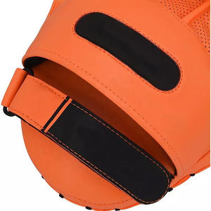 Gants de boxe orange et noir de 8oz en maille respirante pour l'entraînement et le sparring en cuir PU - Product Image 5