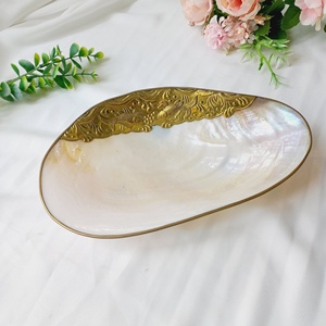 Plateau de service de couverts en nacre de luxe, plaque de chargement ronde de fabricant vietnamien, décoration de Table et accessoires - Product Image 5