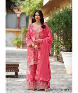 Vêtements islamiques classiques pour femmes avec des manteaux modestes en robe abaya et hijab moderne de grande taille - Product Image 3