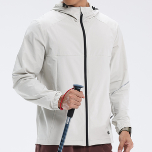 Veste coupe-vent sportive personnalisée de haute qualité pour hommes tissu imperméable doux au toucher conception réfléchissante Camouflage extérieur haute élasticité - Product Image 4