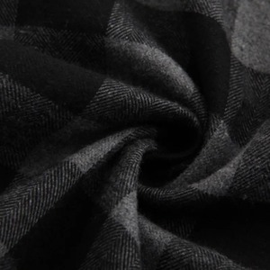 เสื้อเชิ้ตผ้าสักหลาดสีล้วนสำหรับผู้ชายเสื้อลำลองแขนยาวลายตารางอบอุ่นสำหรับฤดูใบไม้ผลิ - Product Image 6