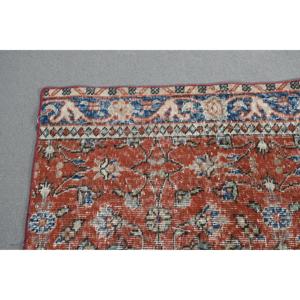 Turkish Vintage Rug 3,7x3,7 ft, <b>Red</b> Abstract <b>Wool</b> Rug - Product Image 4
