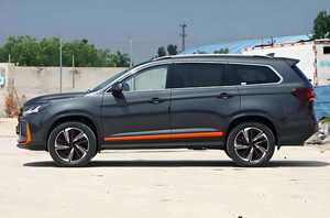 Mini SUV 2026 Usado, Caja de Cambios de Gasolina de Alta Eficiencia, Asientos de Cuero Claro, Neumáticos R18, Tracción Trasera, Sin Accidentes y Listo para Usar - Product Image 3