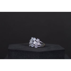 Anillo de Plata de Ley 925 Silverings con Incrustaciones de Piedras Brillantes y Baño de Oro, Estilo Eternidad, para Fiestas, Moda Actual - Product Image 4