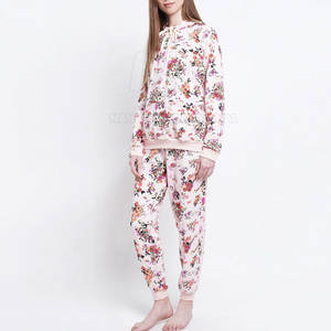 Último diseño Ropa de invierno Mujer Chándal Causal Manga larga Color personalizado Mujer Chándal para la venta - Product Image 2