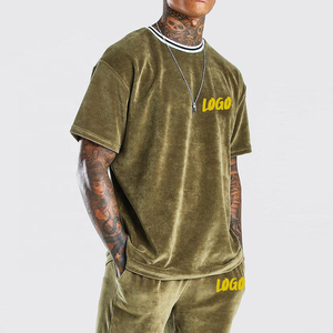 Survêtement personnalisé en velours lourd pour femme, ensemble sweat-shirt à capuche avec fermeture à glissière en velours et motif solide - Product Image 3