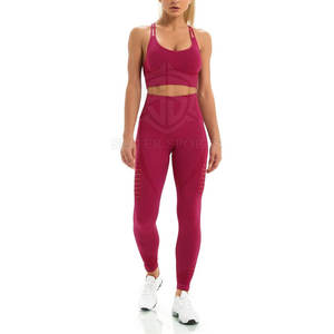 Conjunto de yoga reversible para mujer de alta calidad Patrón sólido Personalizado Talla grande Mejor diseño a bajo precio en línea - Product Image 3
