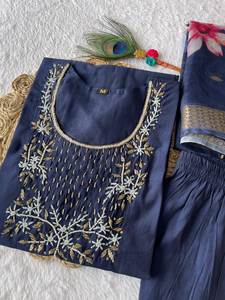 Robe longue en soie de créateur avec travail manuel Robe indienne et pakistanaise à la mode Salwar Kameez Dupatta pour les fonctions de mariage des adultes - Product Image 4