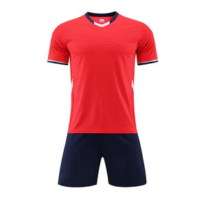 Uniforme de football personnalisé en tissu respirant léger à séchage rapide uniforme de football personnalisé de haute qualité par sublimation complète - Product Image 1