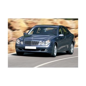 E200 Mercedes-Benz รถ AWD พร้อมเบาะหนัง R15ภายในสีเข้มสำหรับการซื้อจำนวนมากเชื้อเพลิงที่มีประสิทธิภาพและเทคโนโลยีขั้นสูง - Product Image 3