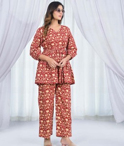 Apuesto Kurti largo con trabajo de hilo de plata Kurti hecho a mano para mujer - Product Image 4