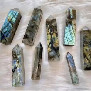 Vente en gros de tours de labradorite naturelle, pierres précieuses en vrac pour collectionneurs et espaces de méditation, disponibles à bon prix - Product Image 5