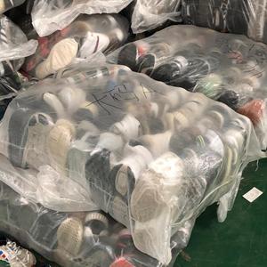 Used Light Weight Comfortable All Seasons Shoes Wholesales - Product Image 5