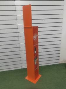 Bouteilles à cocktail Pyramis Présentoir Distributeur de vin à ressort Triangle Métal Pop-up Merchandising pour magasin de détail - Product Image 3