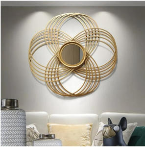 Fournisseurs indiens miroirs muraux faits à la main nouveau design en métal de fer utilisés pour les miroirs muraux décoratifs de taille personnalisée de chambre - Product Image 6