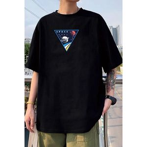 T-shirt con stampa spaziale Unisex - Product Image 2