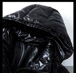 Veste matelassée imperméable à l'eau en duvet bulle d'hiver pour hommes de conception personnalisée OEM Manteau bulle à fermeture éclair épaississante surdimensionné avec fermeture éclair à capuche - Product Image 5