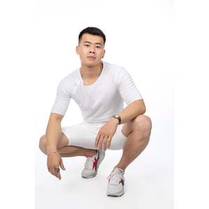 T-Shirt Casual da Uomo Sostenibile in Cotone Organico Vestibilità Regolare Manica Corta Traspirante Ecologica Collo Tondo Bianca Imperio Shop - Product Image 1