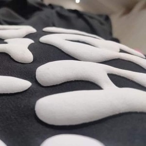 Survêtement unisexe personnalisé en coton épais 100 % avec cordon de serrage, bicolore et poches latérales sur le sweat à capuche - Product Image 5