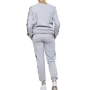 2023 Logo personnalisé vêtements de sport survêtement entraînement Fitness polaire grande taille sweat et pantalons de survêtement survêtement ensembles survêtement pour les femmes - Product Image 3