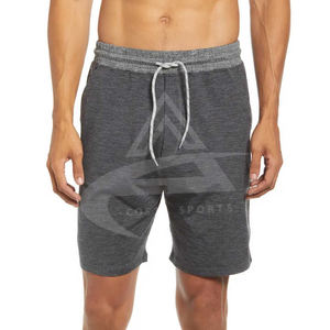 Short de basket-ball pour hommes de haute qualité Short en maille solide de base à impression par sublimation en polyester personnalisé avec poches latérales Teint uni - Product Image 1