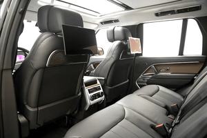 Tout neuf Rover Autobiography Essence Transmission automatique 599 CV V8 Taille des pneus R20 Volant à gauche - Product Image 3