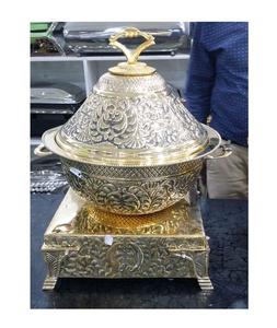 Plat à réchaud en laiton martelé finition or luxueuse, équipement de restauration, élégant pour buffets de mariage, chauffe-plats pour service de buffet - Product Image 1