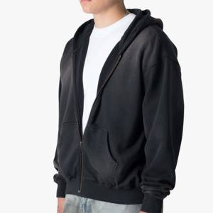 Veste d'hiver à la mode à la mode pour hommes, effet de décoloration, à capuche à épaules tombantes, brodée et lourde avec impression numérique - Product Image 1