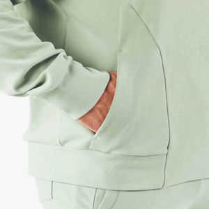 Survêtement Homme Personnalisé en Molleton Épais Uni – Qualité Supérieure, Vente Flash, Design Coupe-Vent Respirant, Couleurs et Logo Personnalisables - Product Image 5