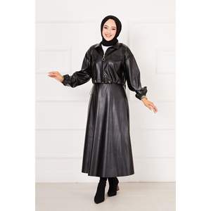 Tailleur en cuir noir - Product Image 5