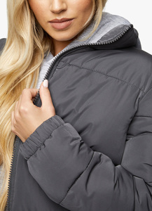 Chaquetas Acolchadas de Invierno para Mujer, Diseño Personalizado 2026, Servicio de Fabricante OEM, Tela Impresa Impermeable, Venta al Por Mayor - Product Image 3