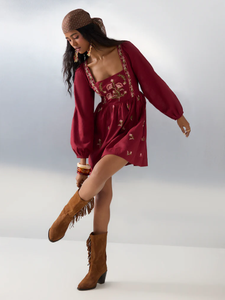 Bombay Paisley Rojo Floral Bordado Algodón A-Line Vestido - Product Image 2