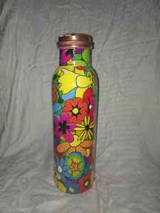 Botella de agua impresa de cobre puro de mesa caliente Botella de agua de cobre Ayurveda 950ml Botella de agua de cobre de aspecto de lujo de calidad superior - Product Image 4