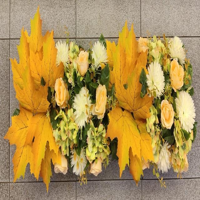 สีเหลือง